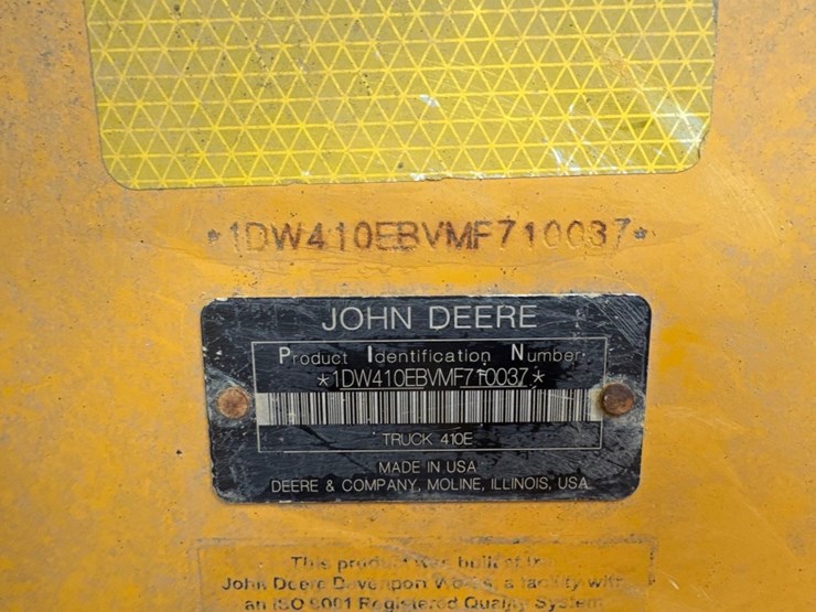 2021-deere-410e-image-19