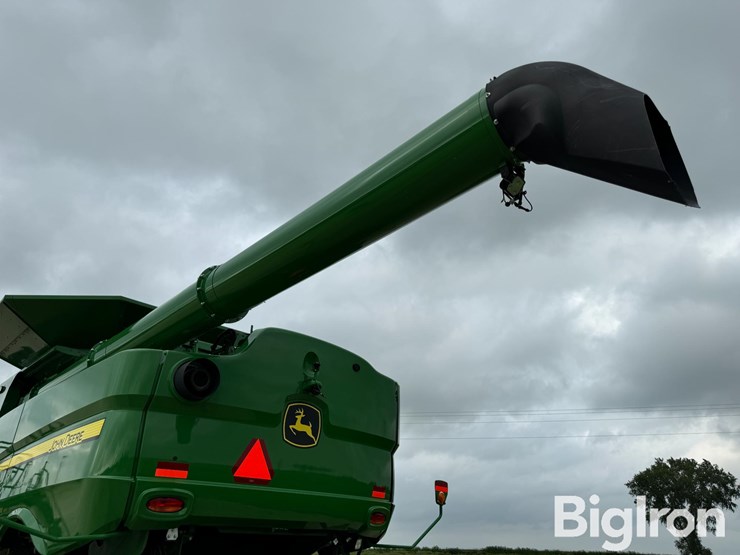 2022-john-deere-s780-image-15