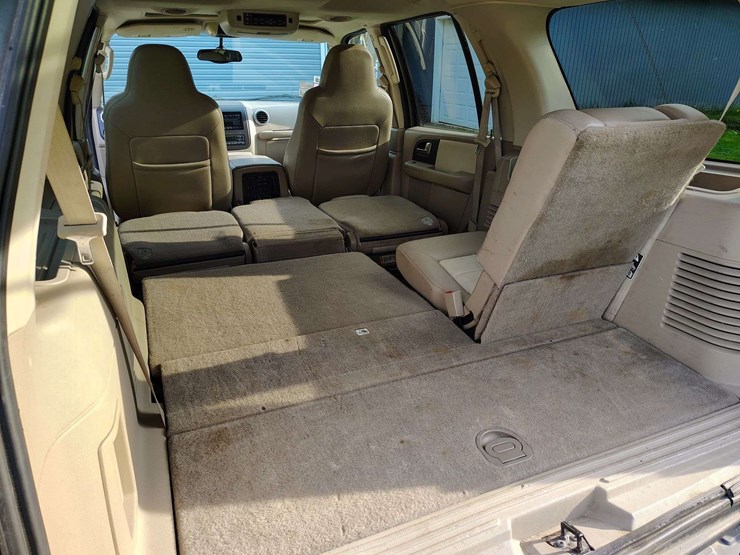 2003-ford-expedition-image-43