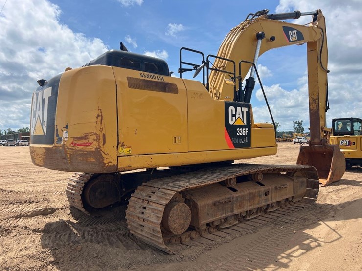 2016-caterpillar-336fl-image-3