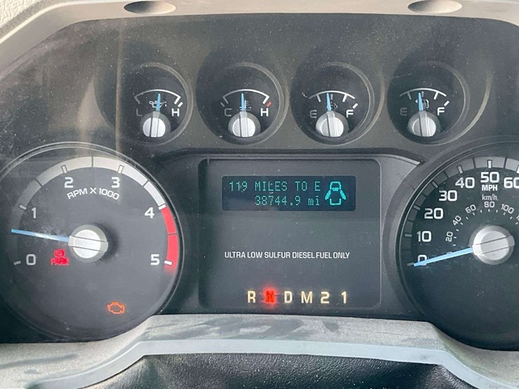 2017-ford-f650-image-8