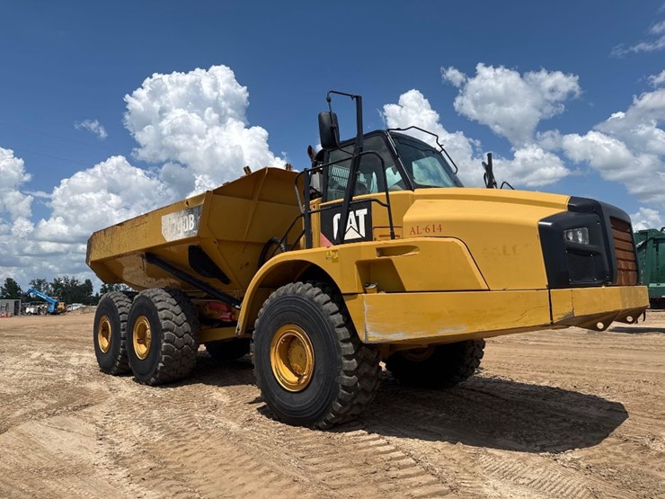 caterpillar-740b-image-4