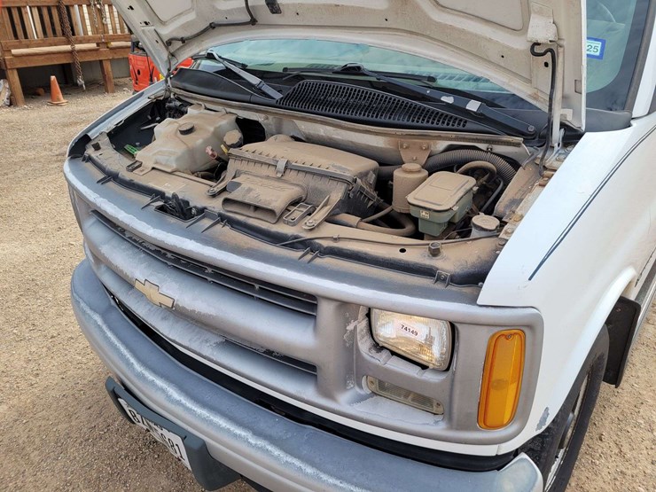 1998-chevrolet-express-3500-image-12