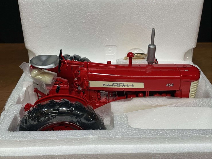 1/16-farmall-450-50th-anniversary-nib-ertl-image-5
