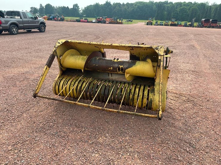 new-holland-770w-image-7