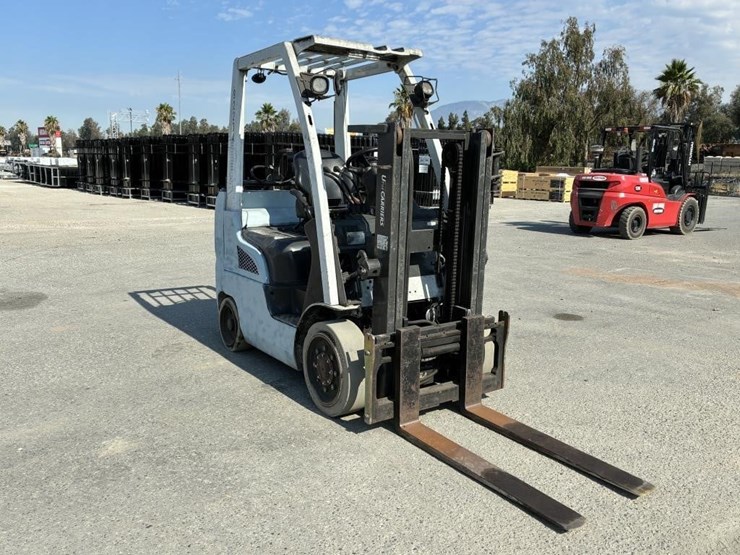 2017-unicarriers-mcp1f2a25lv-forklift-image-2