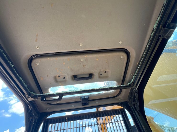 2019-komatsu-pc290-lc-11-image-44