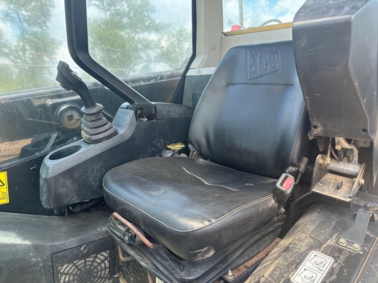 jcb-3ts-8t-image-20