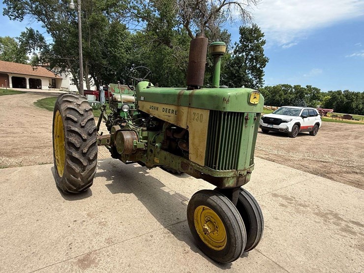 1959-john-deere-730-image-18