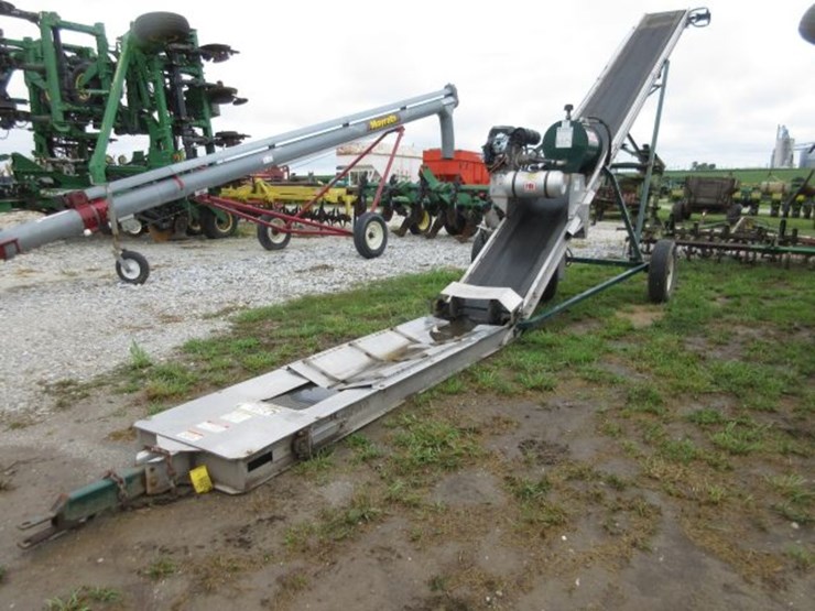 kraus-drive-over-fertilizer-conveyor-image-1