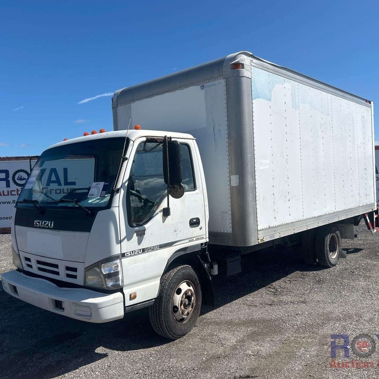 2006 ISUZU NPR