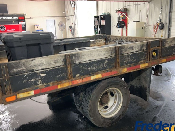 2014-ford-f350-image-28