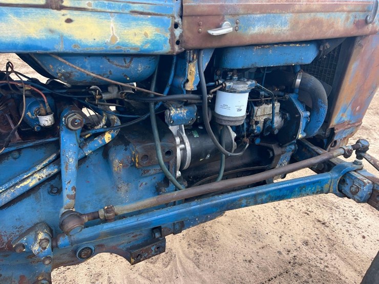 ford-3000-image-14