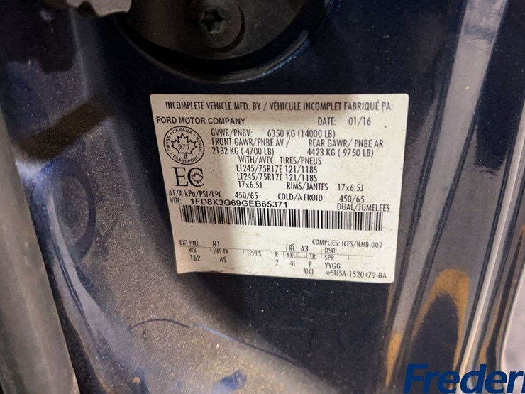 2016-ford-f350-image-19
