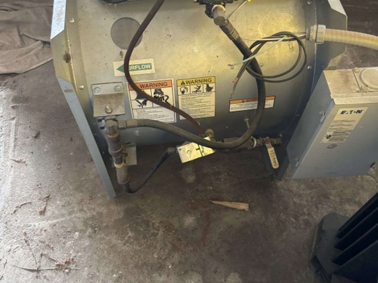 24”-sukup-liquid-propane-heater,-used-for-6-seasons-until-strom-in-’22-took-the-bin-away-image-1
