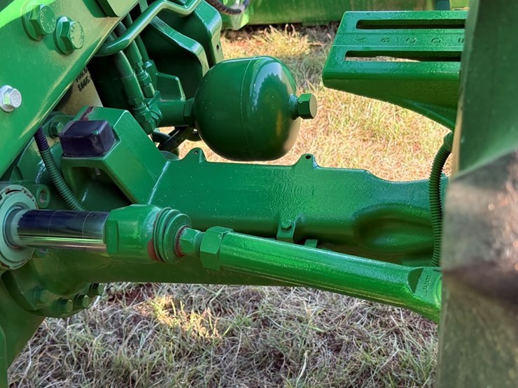 john-deere-6155r-image-5