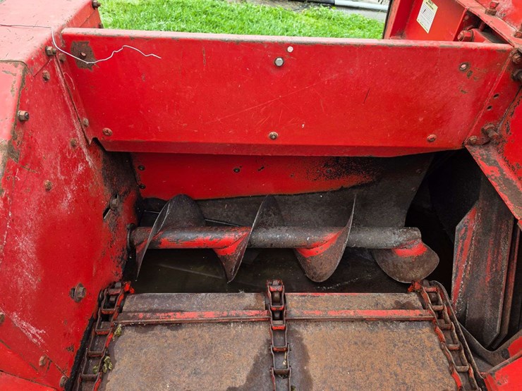 gehl-hi-throw-silage-blower,-540-pto,-working-order-last-time-it-was-used,-model:-pb88,-sn:-6256-image-9