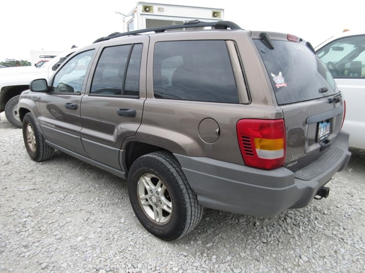 2002-jeep-grand-cherokee-laredo-image-6