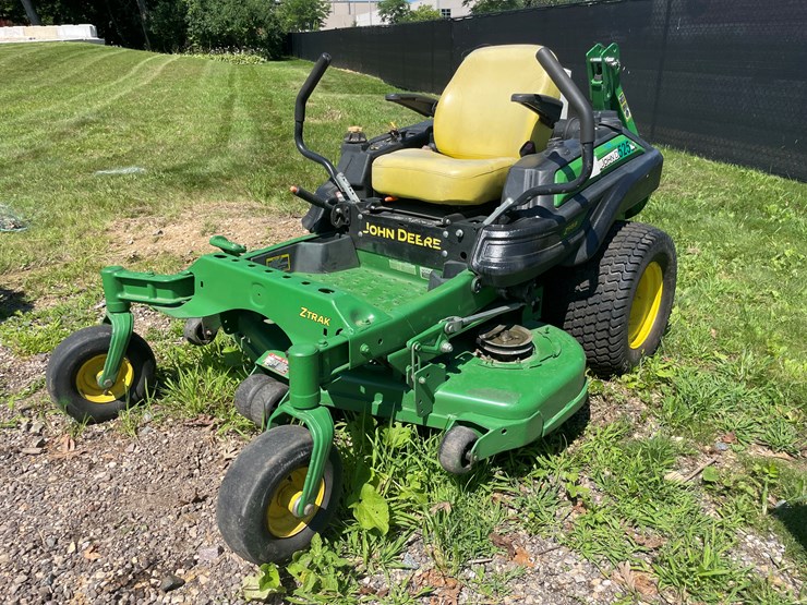 2016-john-deere-z915b-image-1