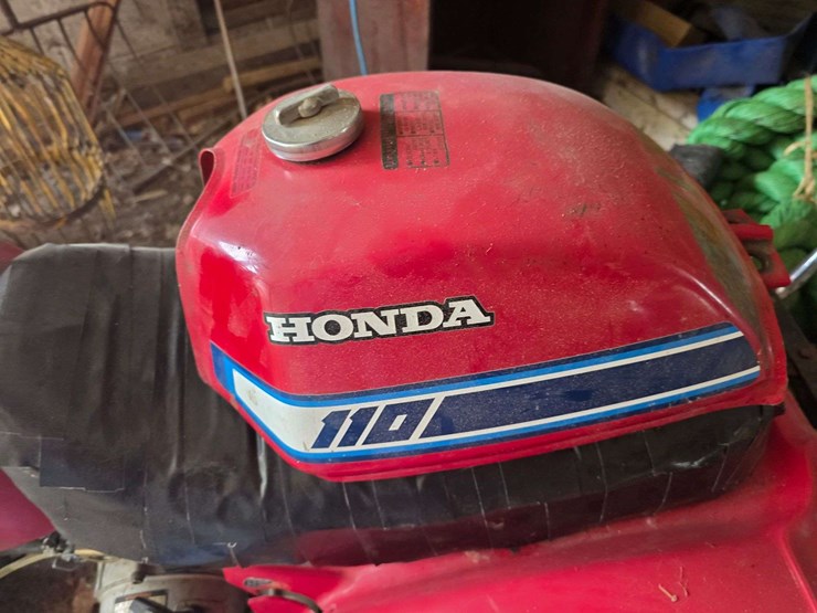 honda-110-3-wheeler,-engine-was-overhauled-spring-of-’25,-new-tires,-pull-start,-runs-and-drives-goo-image-7