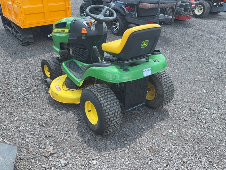 john-deere-102-image-7
