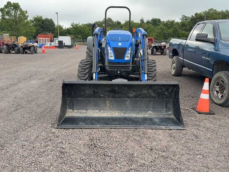 new-holland-workmaster-95-image-2