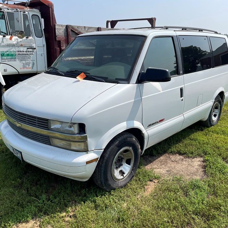 2001 CHEVROLET ASTRO