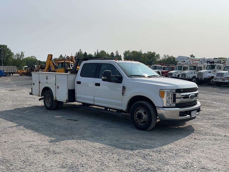 2017-ford-f350-image-7
