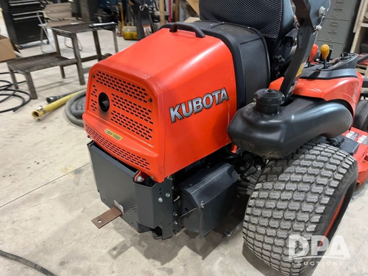 kubota-zd326-image-22