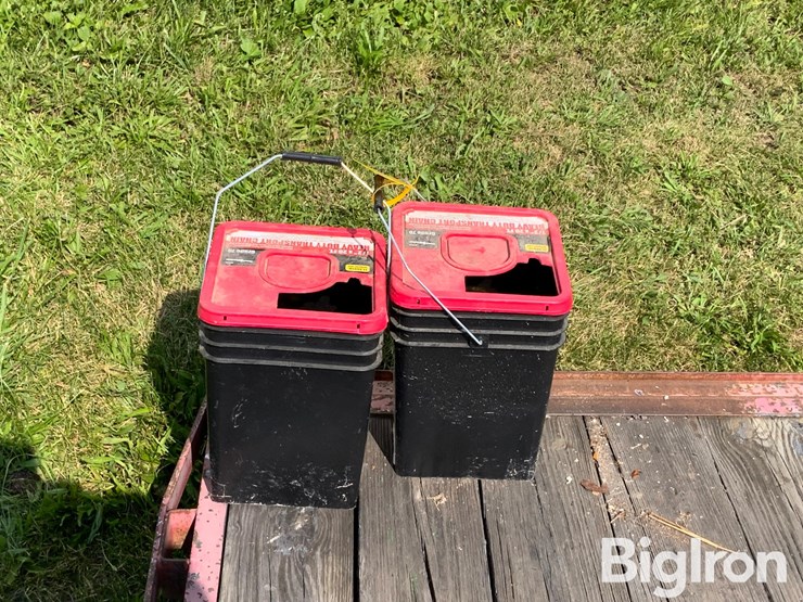 buckets-of-chain-image-7