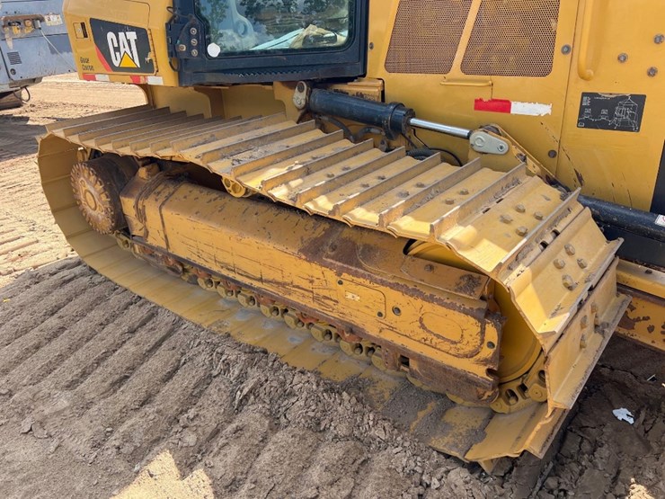 2019-caterpillar-d5k2-lgp-image-14