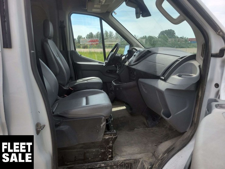 2018-ford-transit-image-15