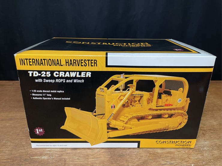1/25-ih-td25-crawler-nib-1st-gear-image-9