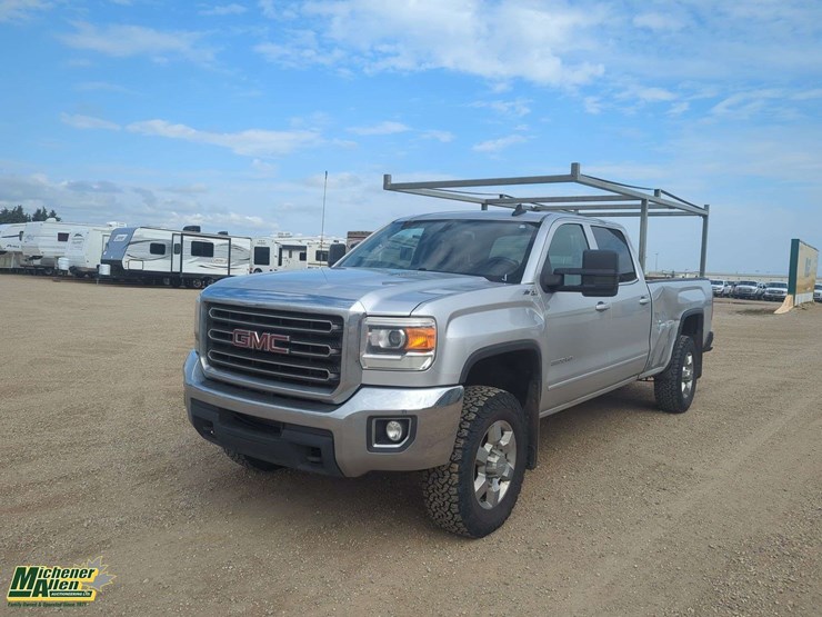 2015-gmc-sierra-3500hd-image-19