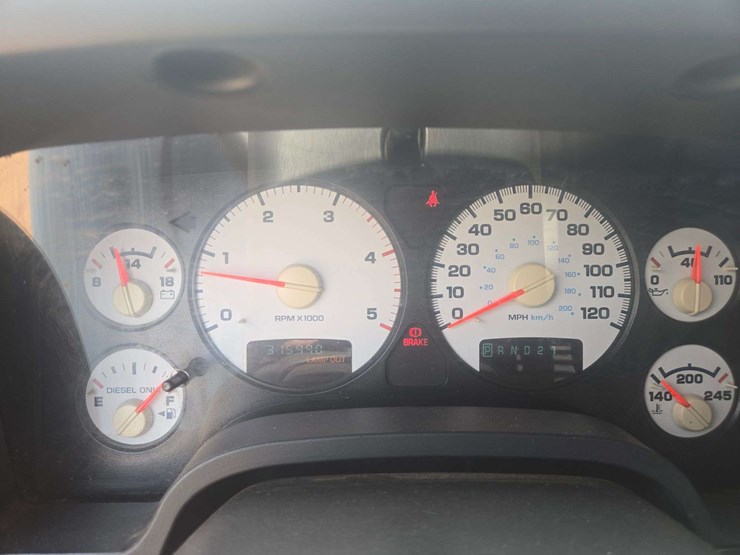 2004-dodge-ram-2500-image-16