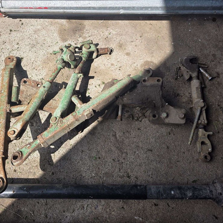 JOHN DEERE 630