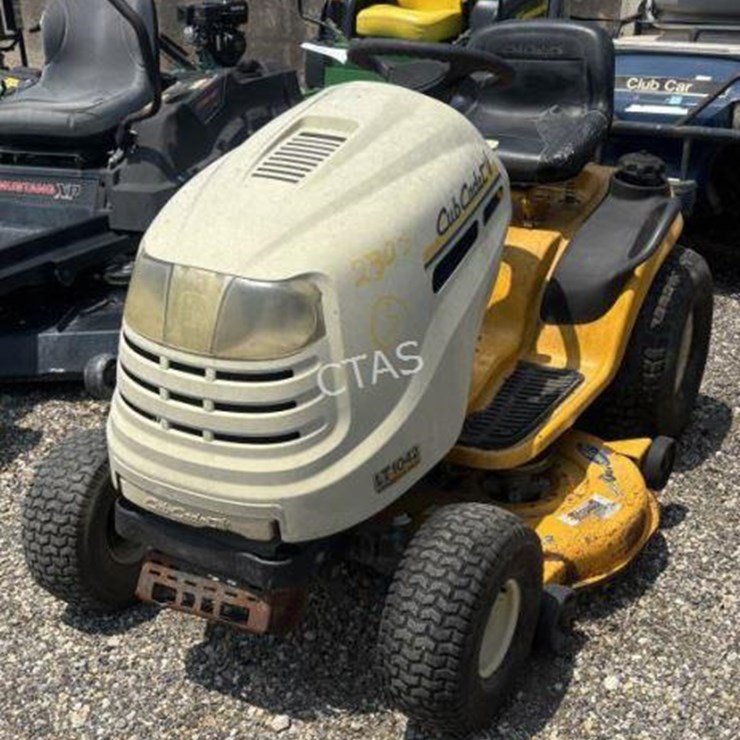 CUB CADET LT1042