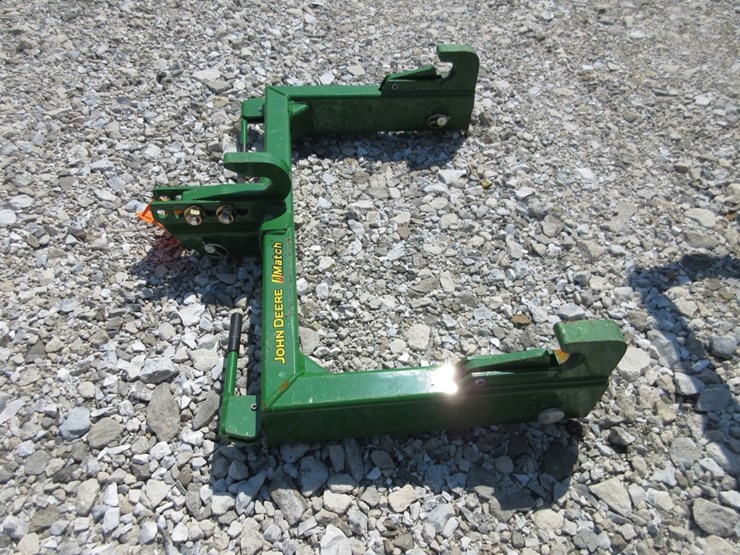 john-deere-imatch-quick-hitch-image-2