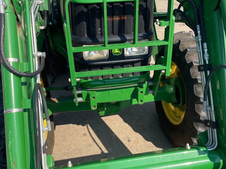 2015-john-deere-6115d-image-20