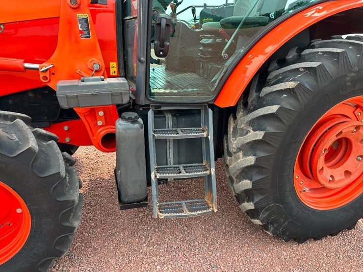 2015-kubota-m110gx-image-13