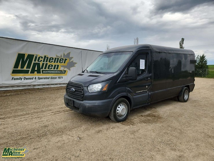 2015-ford-transit-image-1