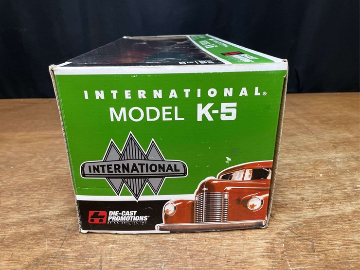 1/16-ih-k-5-grain-truck-nib-dcp-image-5
