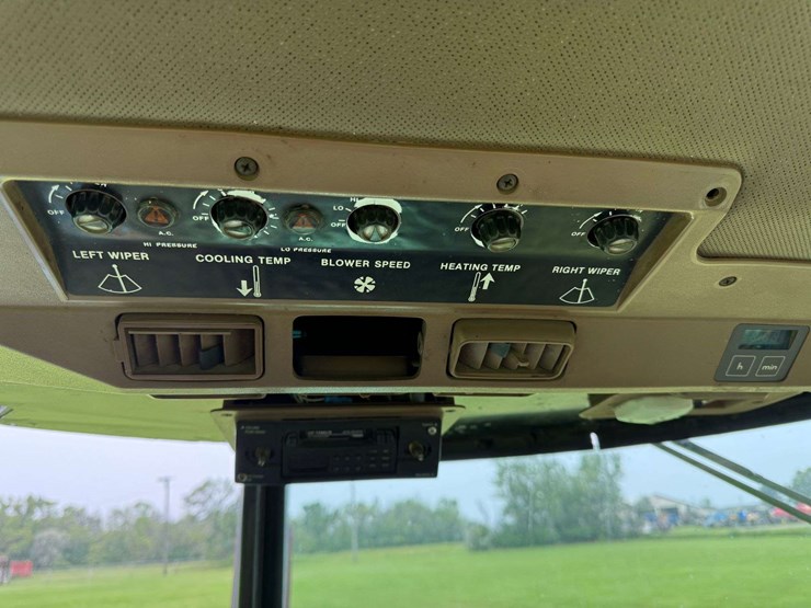 1983-john-deere-4650-image-30