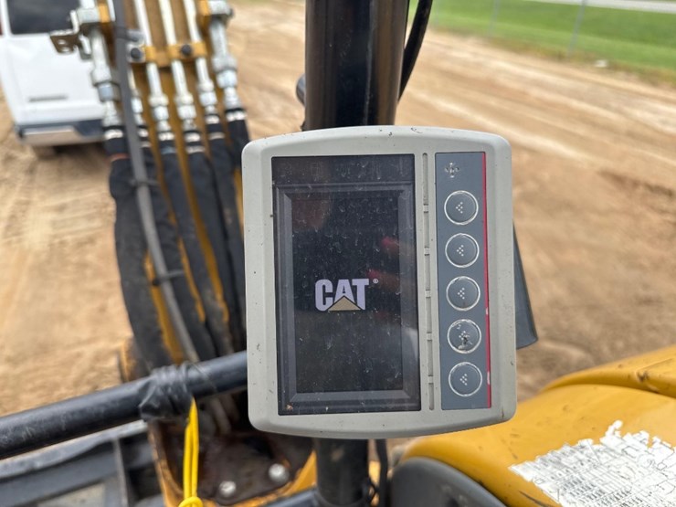 2015-caterpillar-305e2-cr-image-31