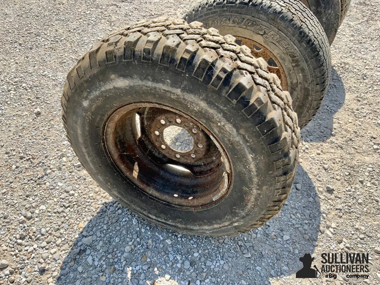 16”-tires-&-rims-image-9