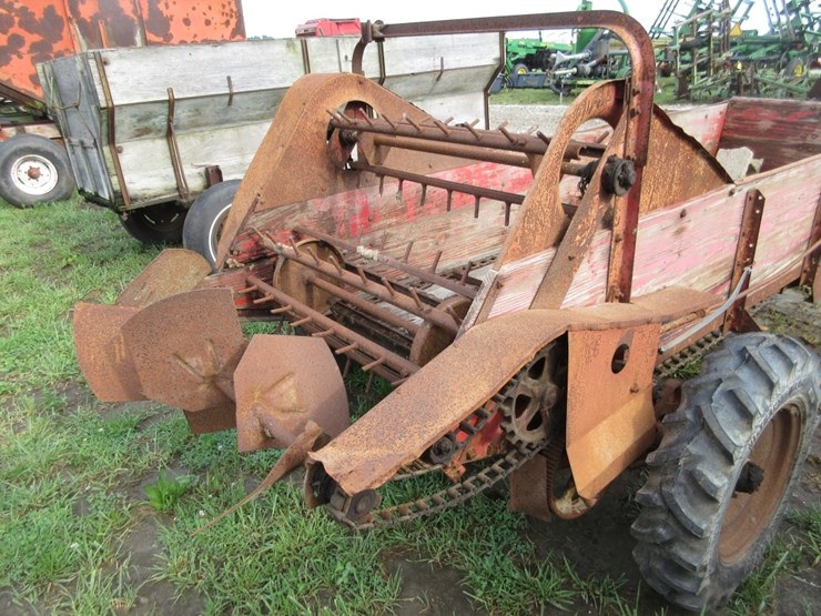 david-bradley-manure-spreader-image-5