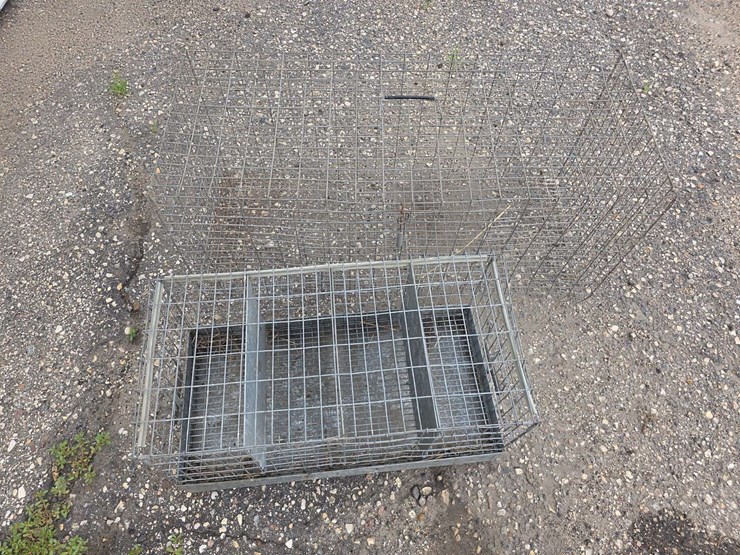 misc-cages,-large-case,-4-place-rabbit-carrier-with-lock-image-4