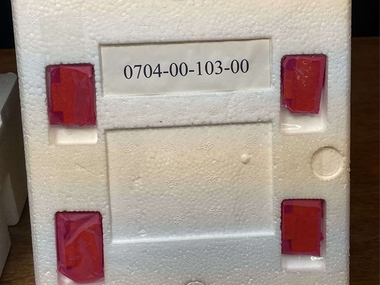1/25-ih-560-pay-loader-nib-1st-gear-image-3