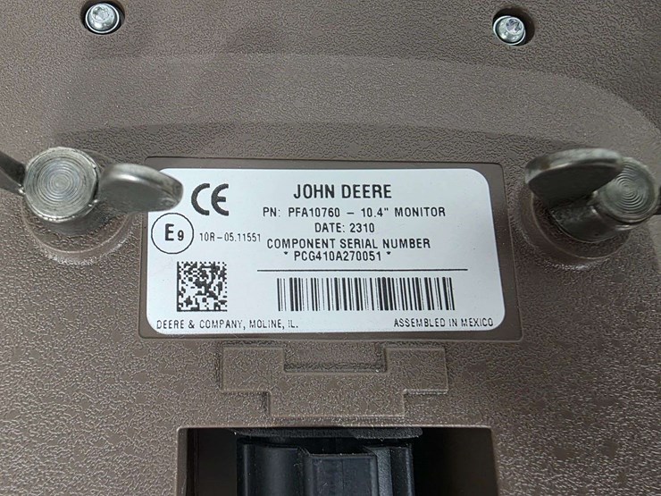 john-deere-10-image-5