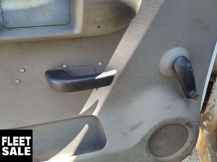 2014-chevrolet-silverado-3500hd-image-67